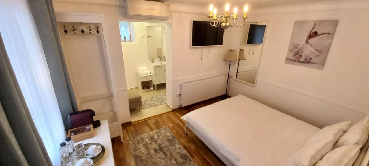 Five Rooms Μπρασόβ Εξωτερικό φωτογραφία